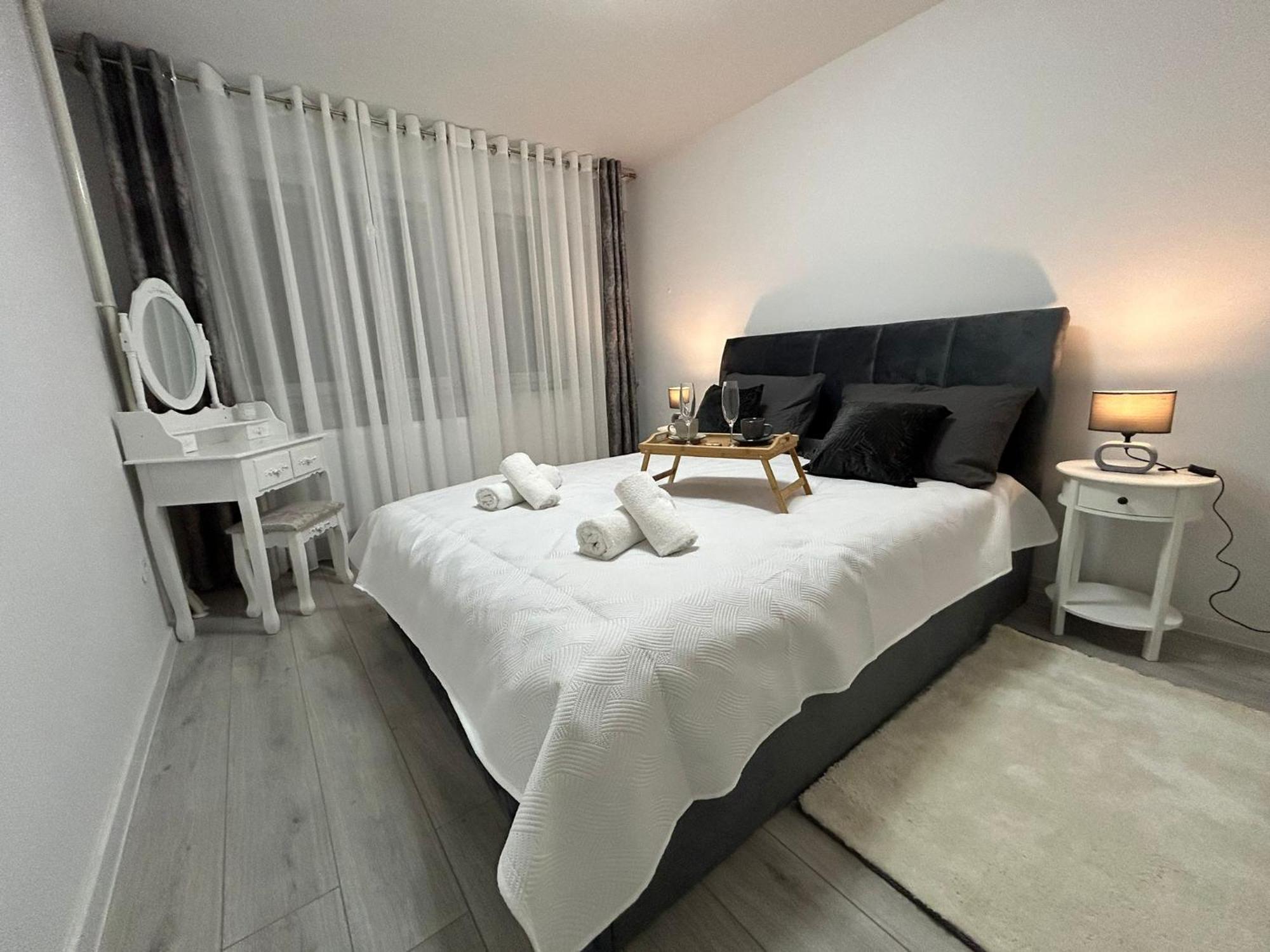 Nastasija Apartment オシエク エクステリア 写真